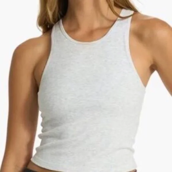 Vuori Pose Plyo Tank and Vuori Yosemite Sports Bra - Picture 12 of 14